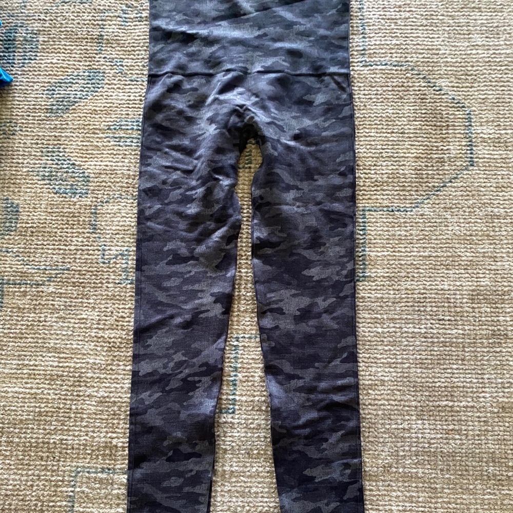 Spanx gray camo leggings